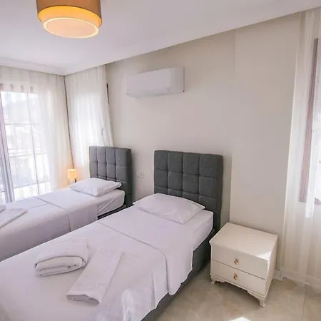 Luxury Holiday Villa, 4 Bedroom With Private Pool Vilă