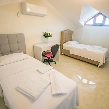 Vilă Luxury Holiday Villa, 4 Bedroom With Private Pool *